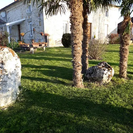 Les Iris 3 Etoiles 47 Ruffiac